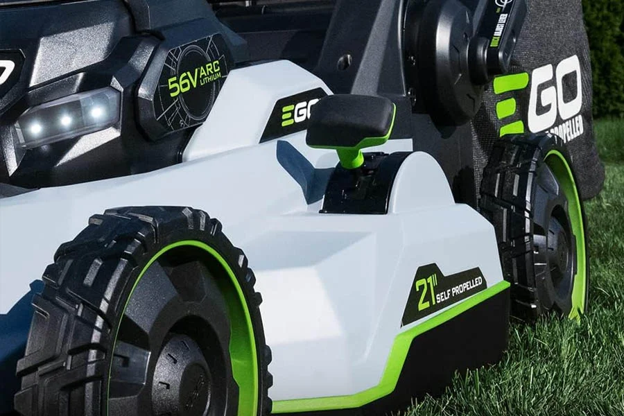 cordless self propelled electric lawn mowers